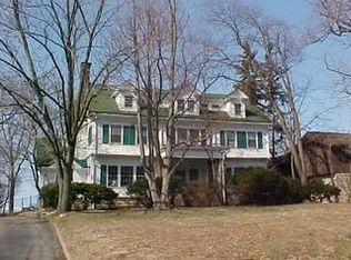 17830 Lake Ave, Lakewood, OH