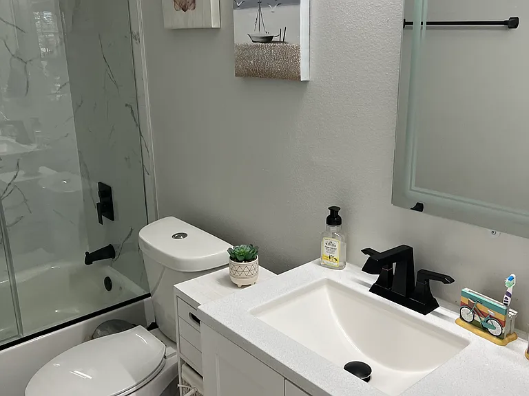101 Teakwood Dr #101 — Photo 5