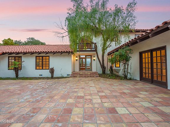 2nd image of 1225 Poppy Valley Rd