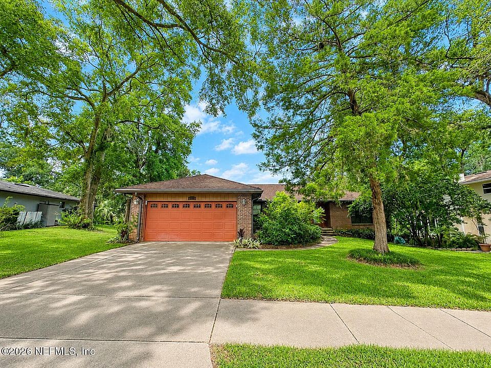 1st image of 1508 OAK RIDGE Drive W