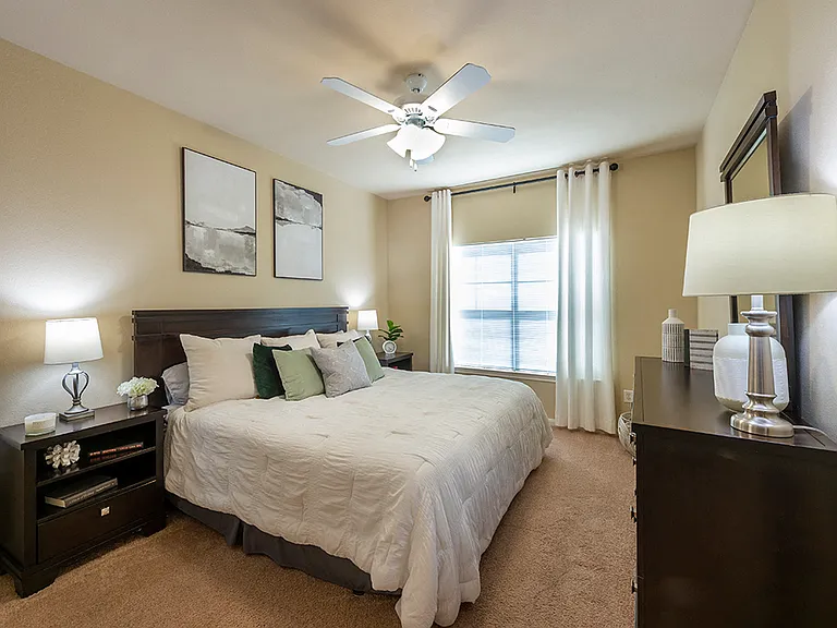 Vista Ridge Apartment Homes — Photo 36