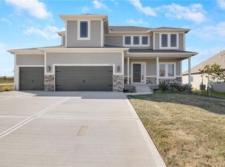 10302 N Winchester Ave, Kansas City, MO 64156