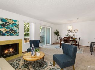 21615 80th Ave W APT 201, Edmonds, WA