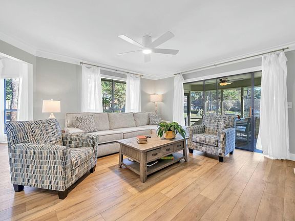 5th image of 208 Eagle Dr