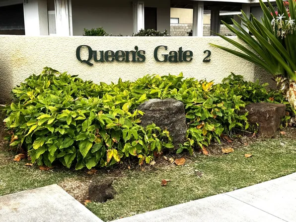 7852 Makaaoa Pl, Honolulu, HI 96825