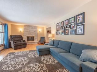 7109 Willow Ln, Minneapolis, MN 55430
