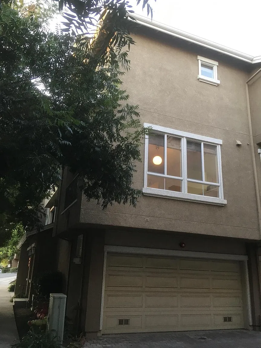 489 Tower Hill Ave photo 1