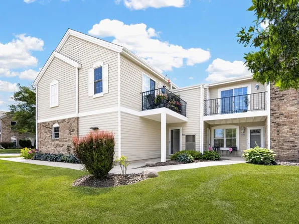 1236 N Sunnyslope DRIVE #204, Mount Pleasant, WI 53406