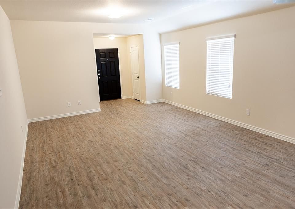 1st image of 1604 E Cardinal Dr