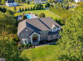 18 Morning Glory Cir, Mullica Hill, NJ 08062