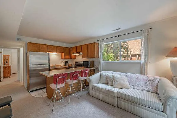 6450 McKinney Creek Rd — Photo 4