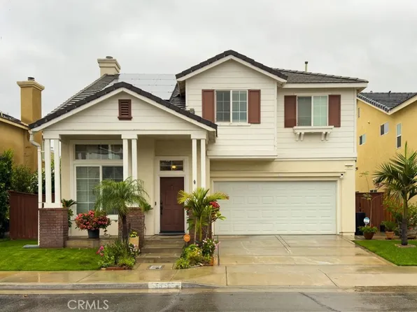 3851 Bluff St, Perris, CA 92571