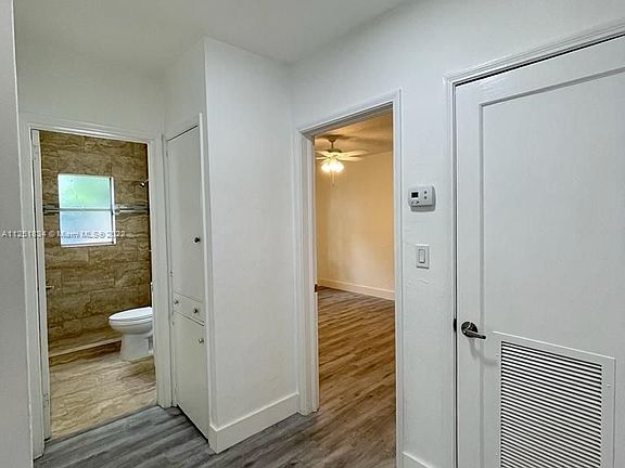 3rd image of 820 SE 12th St #2