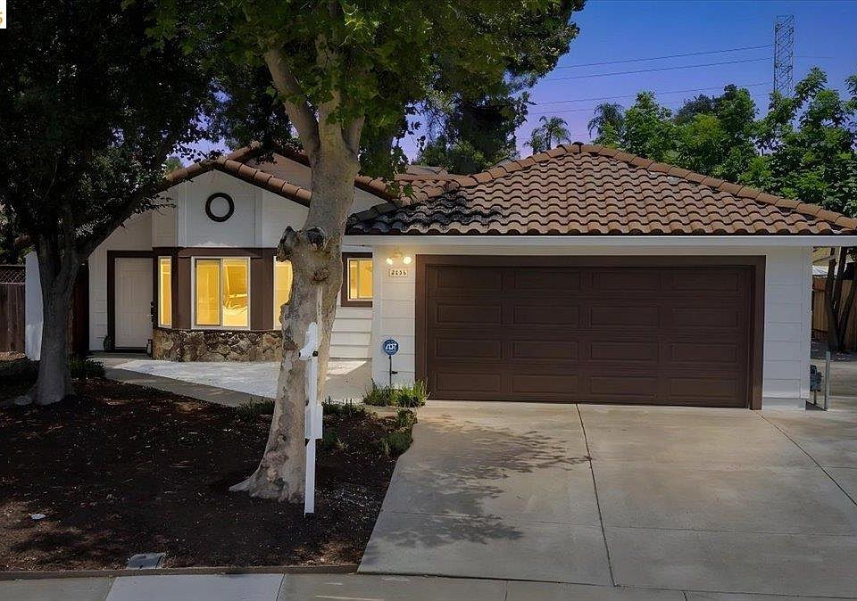 1st image of 4308 Avila Ct