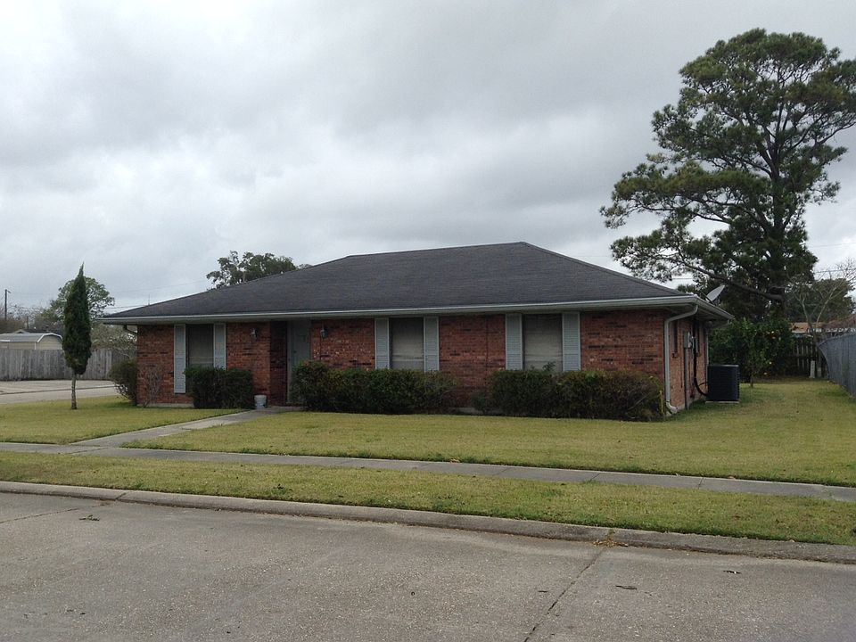 1st image of 504 Mary Hughes Dr