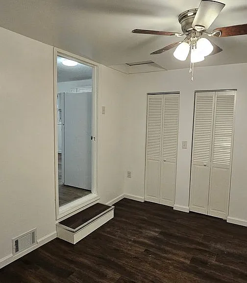 10716 Bennington Ave — Photo 14