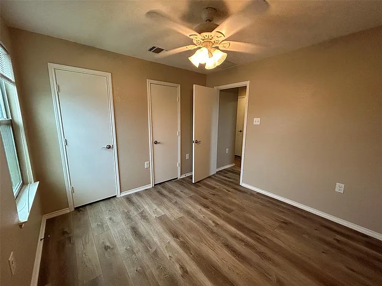 9001 Bird Brook Ln — Photo 13