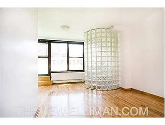 Rented by Douglas Elliman | media 21