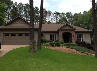 13 Sorprendente Ln, Hot Springs Village, AR 71909