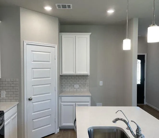 7052 Silverleaf Oak St — Photo 6