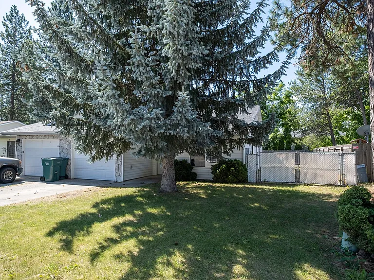 7282 W Lakeland St — Photo 20