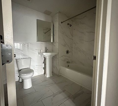 5th image of 14-43 31st Ave #5D