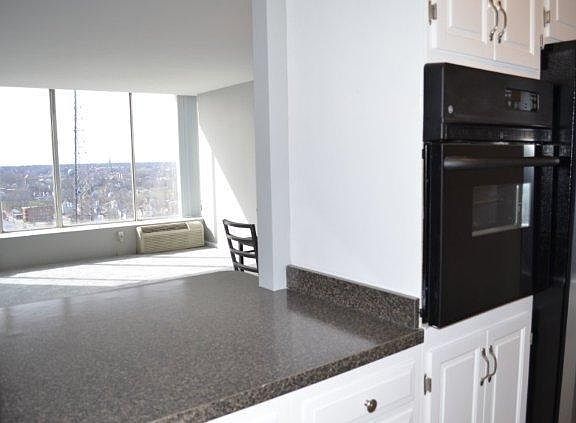 5th image of 810 Matson Pl Ph 5