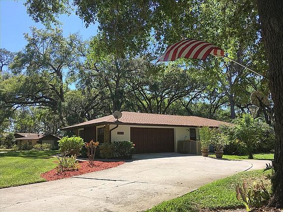 2nd image of 3254 Majestic Oak Dr