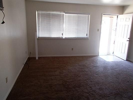 1st image of 1547 Rayburn Ct