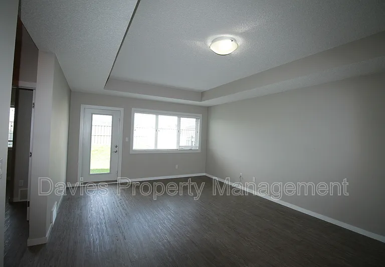 3938 Claxton Loop SW #MAIN — Photo 5