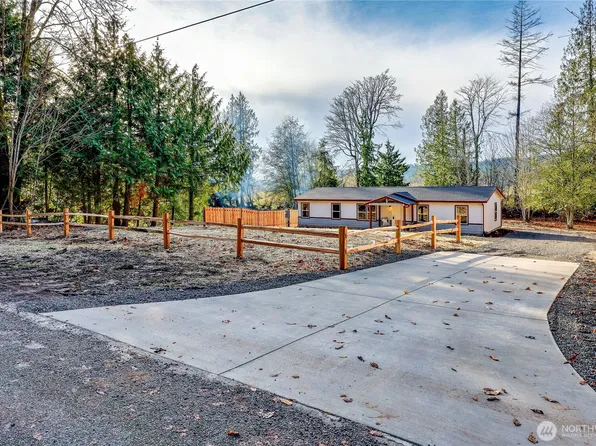 21381 Howard Avenue NE, Kingston, WA 98346