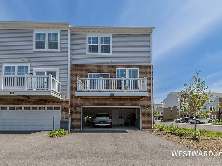 920 Jenkins Ct #4E — Photo 15