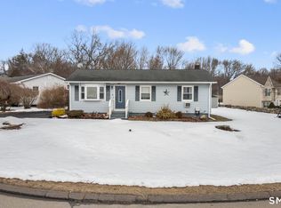 40 Iannotti Lane, Derby, CT 06418