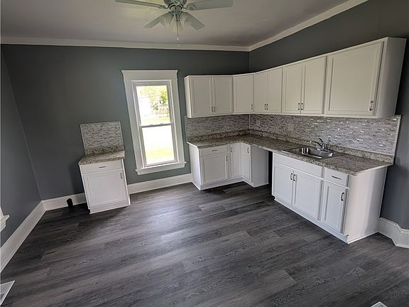 3rd image of 969 Washington Ave