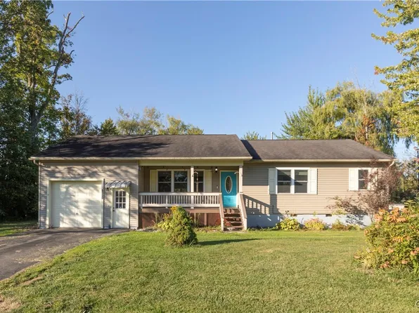 6330 Muskrat Bay Rd, Brewerton, NY 13029