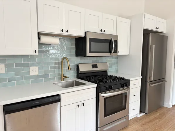 2258 W 10th St APT 2, Cleveland, OH 44113