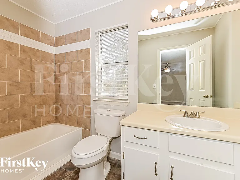 6256 Valdez Dr — Photo 13