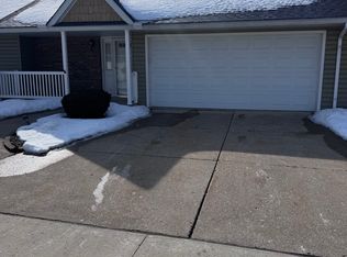 183 Park Place Dr, Wadsworth, OH 44281