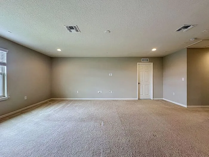 3535 Debois Ct — Photo 52