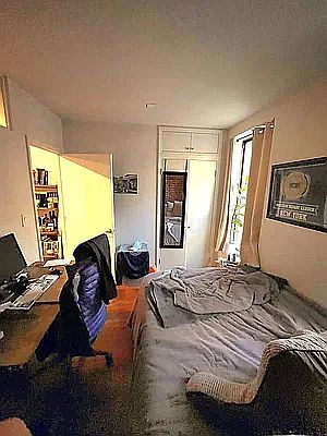 5th image of 236 W 16th St APT 2C