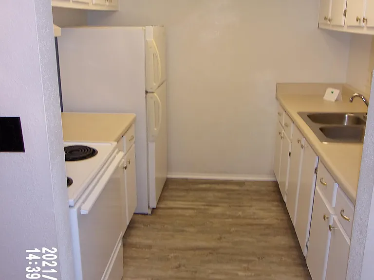 2170 Knox McRae Dr #39 — Photo 7