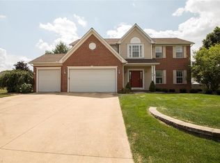 242 Newfield Cir, Medina, OH