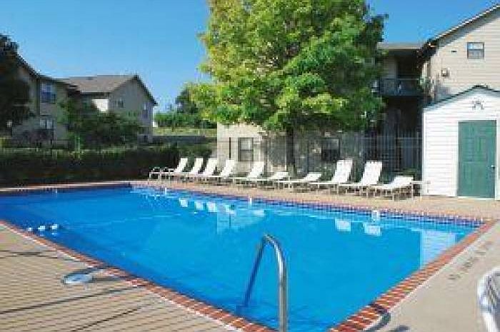 Sparkling Pool
