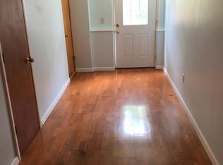 6 Sil Cam Dr, Danbury, CT 06811