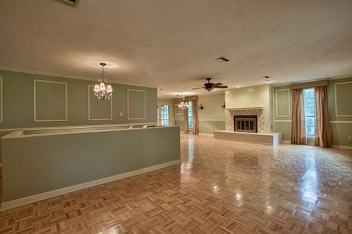 5th image of 1213 Tung Hill Dr