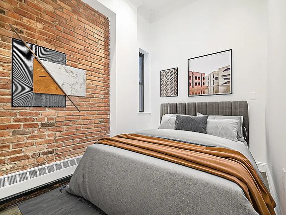 4th image of 328 E 4th St APT 5B