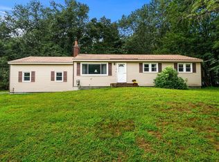 16 Crown Rd, Westford, MA 01886