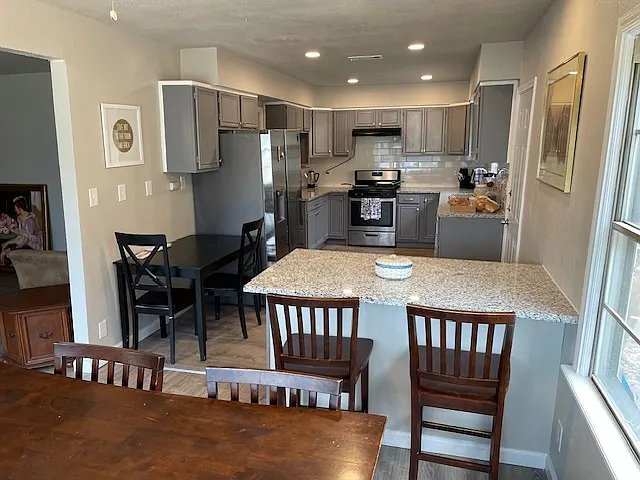 3225 Rinehart St — Photo 2