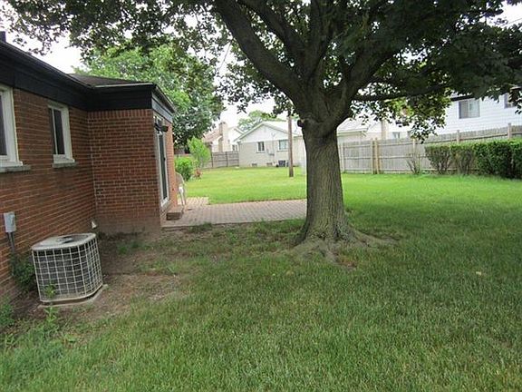 Updated 16075 Stratford Backyard