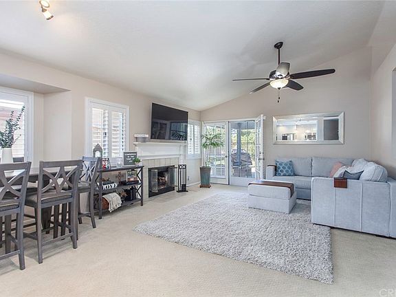 4th image of 28449 Evergreen Ln